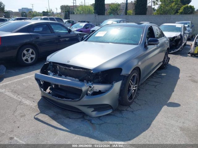 WDDZF4JB9KA654690 Mercedes-Benz E 300