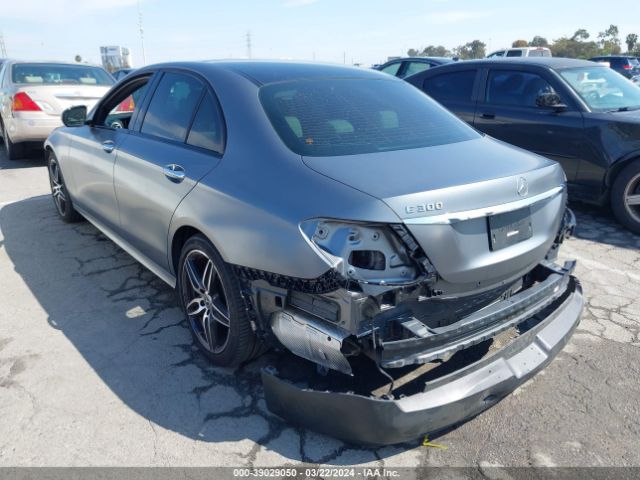WDDZF4JB9KA654690 Mercedes-Benz E 300