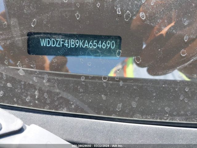 WDDZF4JB9KA654690 Mercedes-Benz E 300