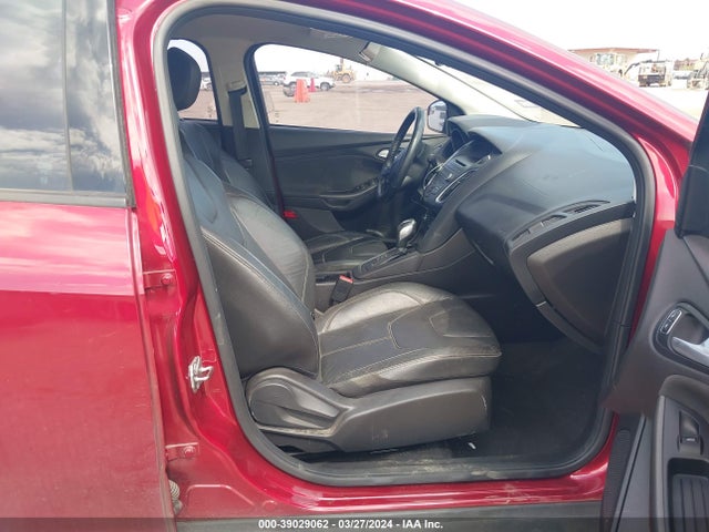 Ford FOCUS SE 2016 1FADP3F21GL252586 Image 5