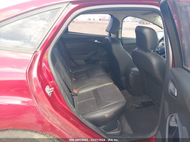 Ford FOCUS SE 2016 1FADP3F21GL252586 Image 8