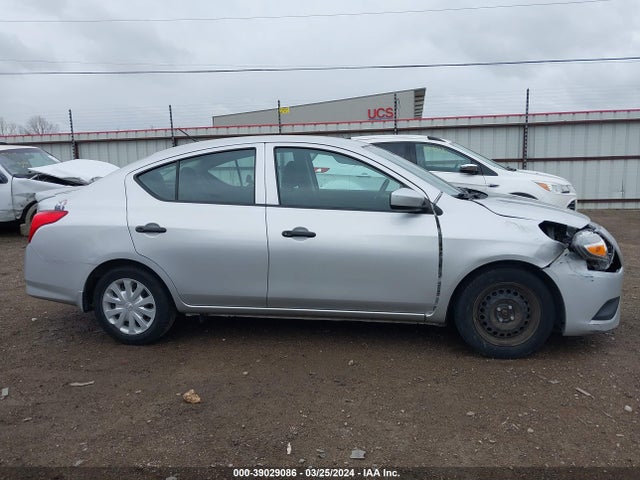 Nissan Versa 1.6 S+ 2018 3N1CN7APXJL814635 Image 13