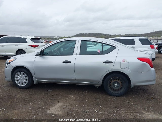 Nissan Versa 1.6 S+ 2018 3N1CN7APXJL814635 Image 14