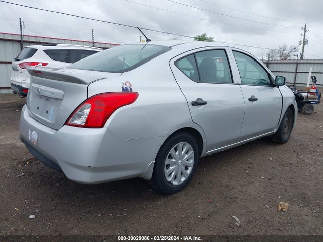 Nissan Versa 1.6 S+ 2018 3N1CN7APXJL814635 Image 4
