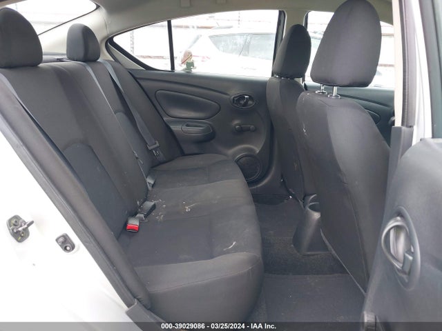 Nissan Versa 1.6 S+ 2018 3N1CN7APXJL814635 Image 8