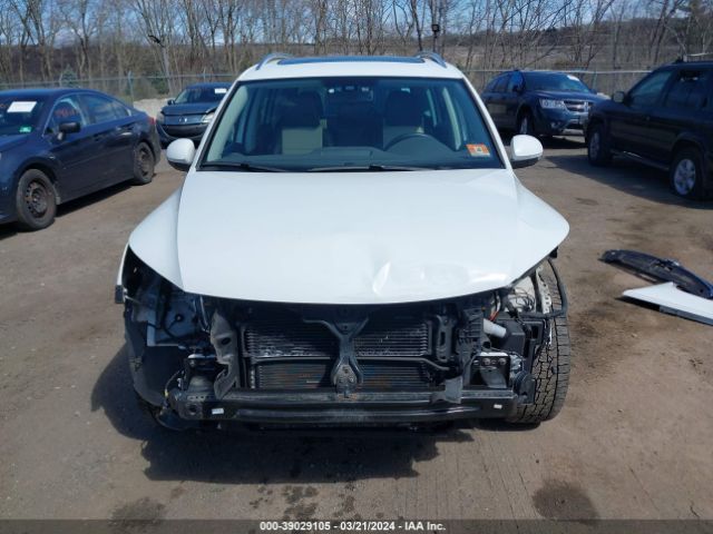 WVGSV7AX5HW512372 Volkswagen Tiguan 2.0t Wolfsburg Edition