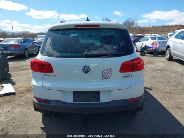 WVGSV7AX5HW512372 Volkswagen Tiguan 2.0t Wolfsburg Edition