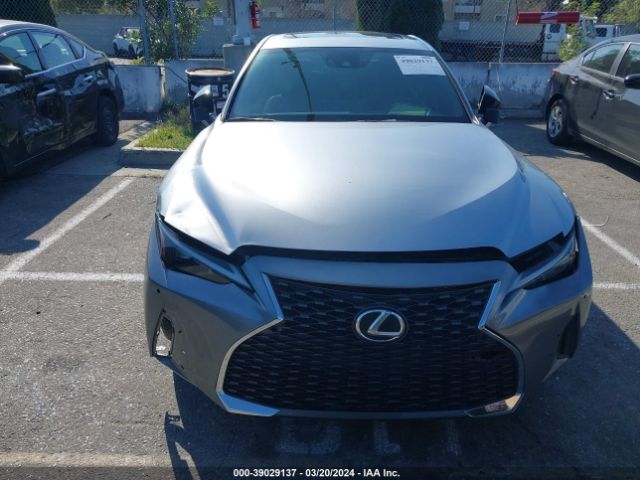 JTHDA1D27P5125430 Lexus IS 300