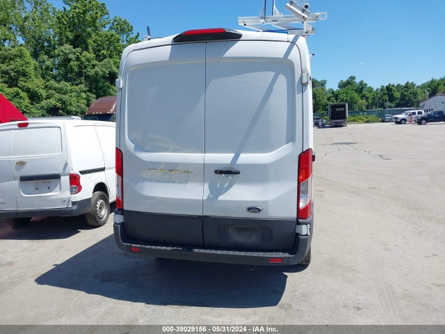 Ford Transit-250 2019 1FTYR1CM0KKB45608 Image 17