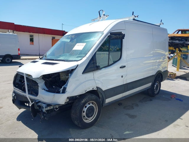 Ford Transit-250 2019 1FTYR1CM0KKB45608 Image 2