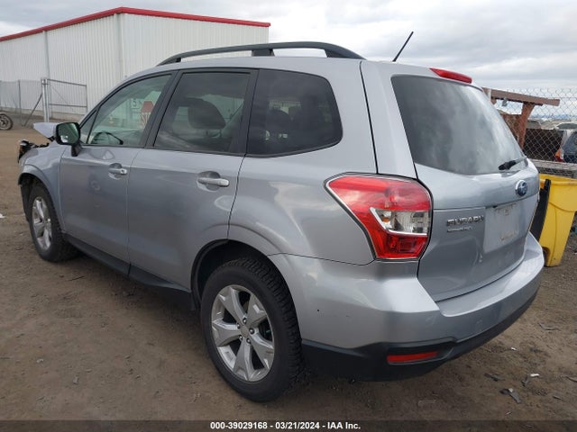 Subaru Forester 2.5i Premium 2015 JF2SJADC4FH424700 Image 3