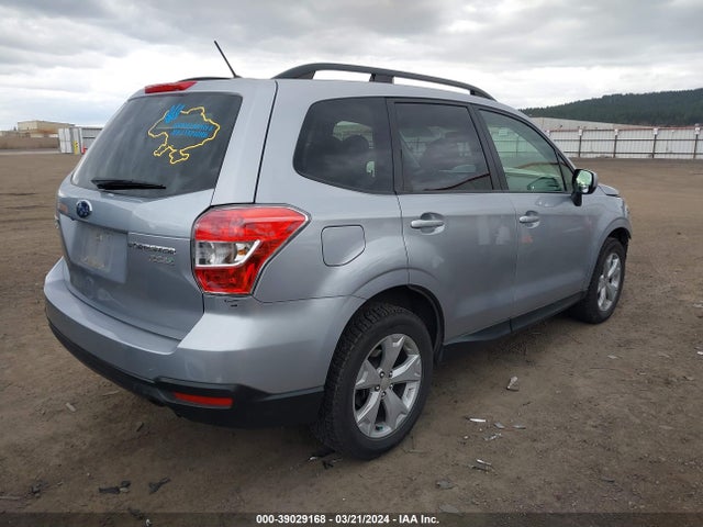 Subaru Forester 2.5i Premium 2015 JF2SJADC4FH424700 Image 4