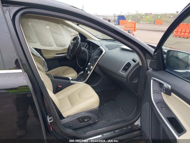 Volvo Xc60 T5 Drive-e Platinum 2016 YV440MDM2G2915224 Image 5