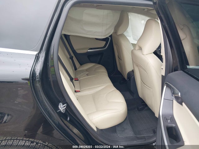 Volvo Xc60 T5 Drive-e Platinum 2016 YV440MDM2G2915224 Image 8