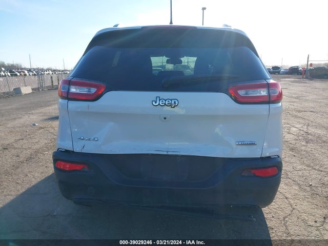 Jeep Cherokee Latitude 2016 1C4PJMCB7GW333254 Image 6