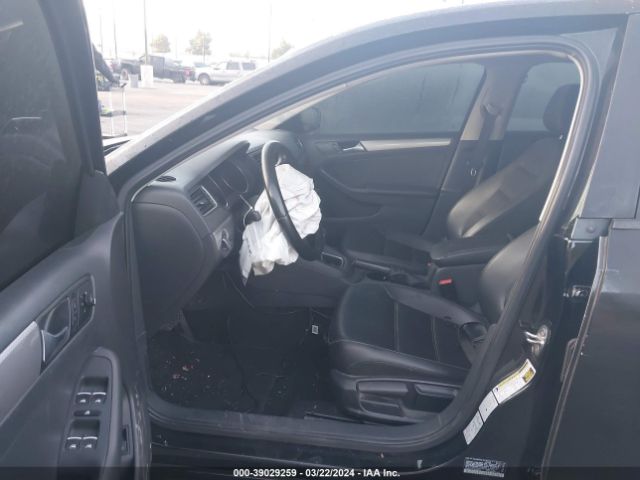 3VWD17AJ6FM340805 Volkswagen Jetta 1.8t Se