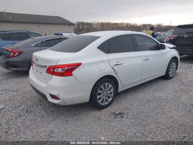 Nissan SENTRA S 2018 3N1AB7AP0JY230490 Image 4