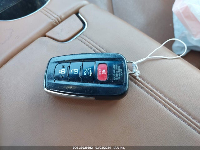 Toyota AVALON LIMITED 2019 4T1BZ1FB6KU027112 Image 11