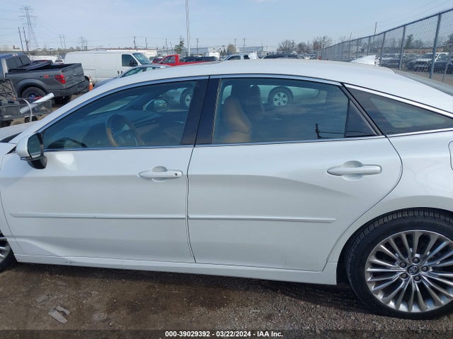 Toyota AVALON LIMITED 2019 4T1BZ1FB6KU027112 Image 14