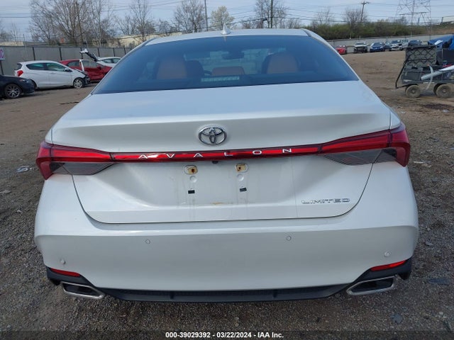 Toyota AVALON LIMITED 2019 4T1BZ1FB6KU027112 Image 16