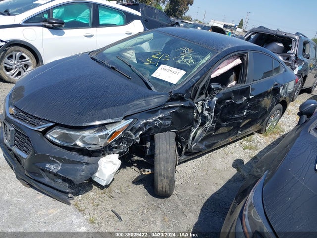 Chevrolet Cruze Ls Auto 2018 1G1BC5SM7J7239107 Image 2