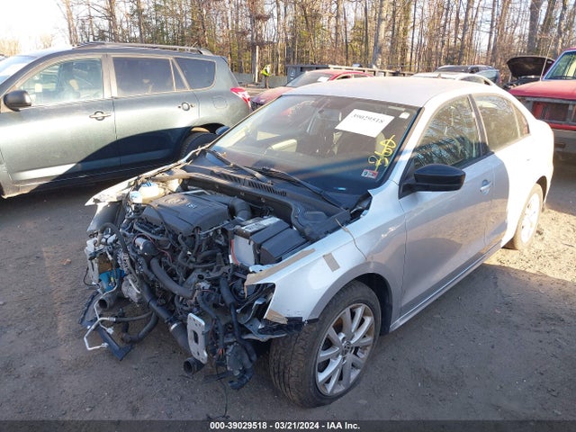 3VWD17AJXFM301313 Volkswagen Jetta 1.8t Se