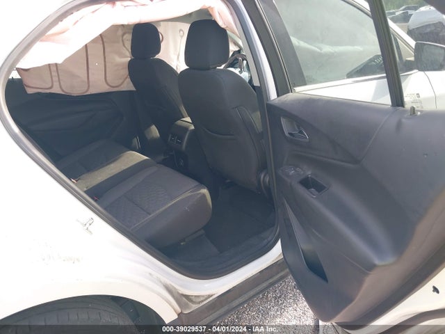Chevrolet EQUINOX LT 2019 2GNAXKEV1K6246024 Image 8