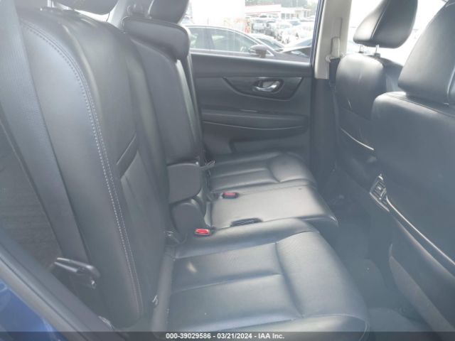 JN8AT2MT9HW154148 Nissan Rogue Sl
