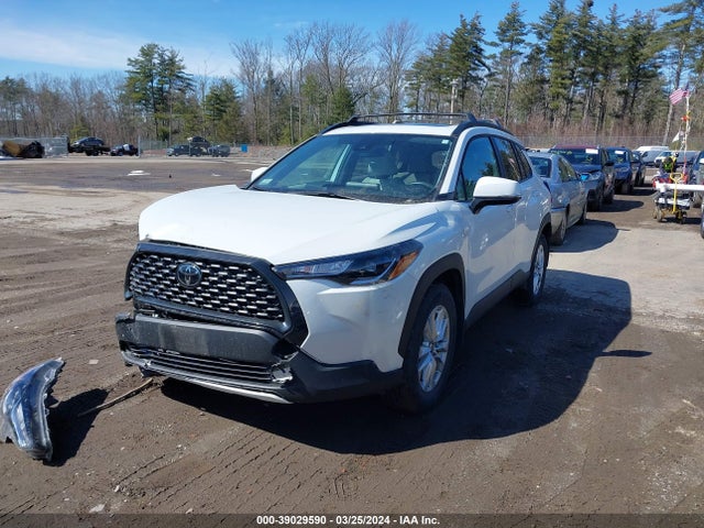 Toyota Corolla Cross Le 2022 7MUBAABG7NV007043 Image 2