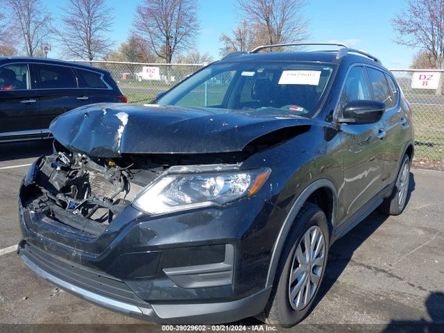 Nissan ROGUE S 2017 KNMAT2MV6HP543658 Image 2