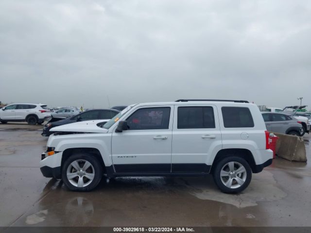 1C4NJPFB0GD576999 Jeep Patriot Latitude