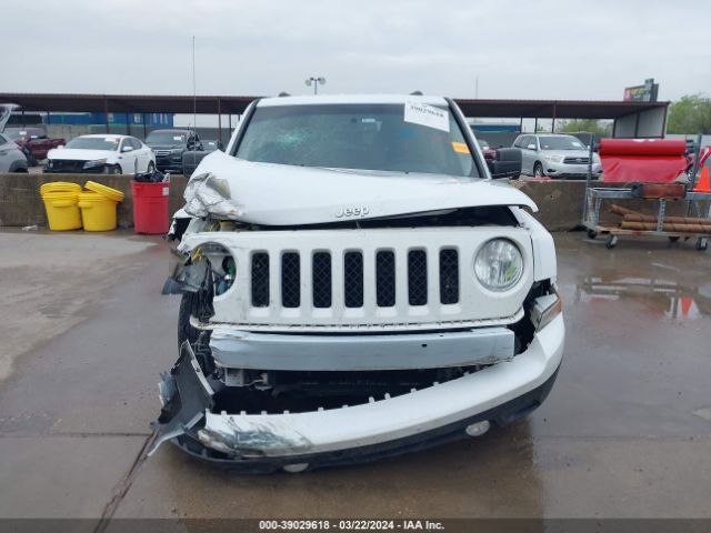 1C4NJPFB0GD576999 Jeep Patriot Latitude