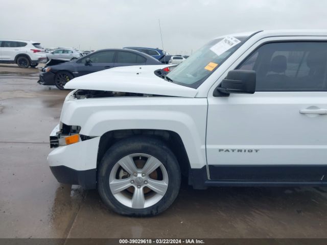 1C4NJPFB0GD576999 Jeep Patriot Latitude