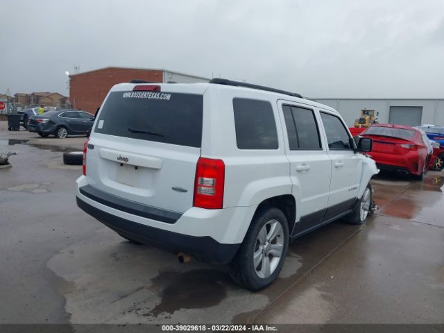 1C4NJPFB0GD576999 Jeep Patriot Latitude