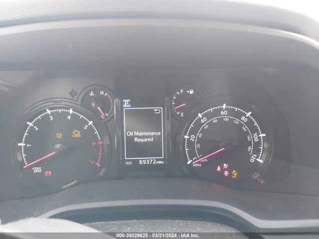 Toyota 4RUNNER SR5 2021 JTEEU5JR2M5235606 Image 15