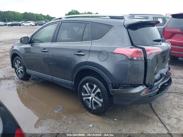 Toyota RAV4 LE 2017 JTMZFREV2HJ720646 Image 3