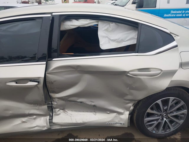 Lexus a25a-fxs, 3nm 2022 58ACA1C12NU024485 Image 6