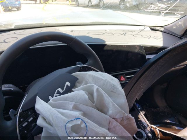 KNDCR3L16P5054831 KIA Niro Ev Wind