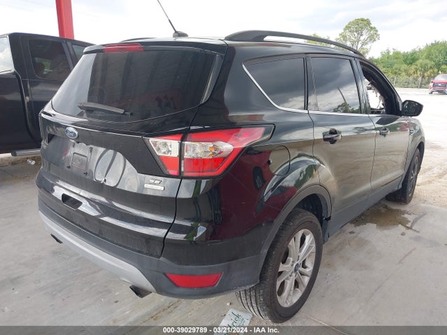 Ford ESCAPE SE 2018 1FMCU0GD3JUC77029 Image 4