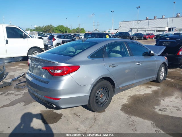 Hyundai Sonata 2017 5NPE24AF3HH569305 Image 4