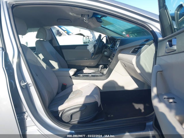 Hyundai Sonata 2017 5NPE24AF3HH569305 Image 5