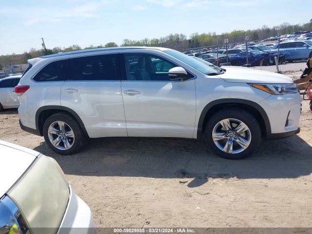 Toyota Highlander Limited 2019 5TDYZRFHXKS302387 Image 13