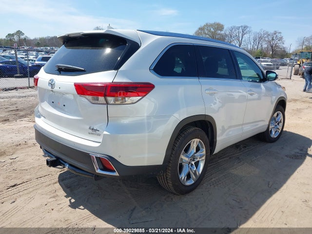 Toyota Highlander Limited 2019 5TDYZRFHXKS302387 Image 4