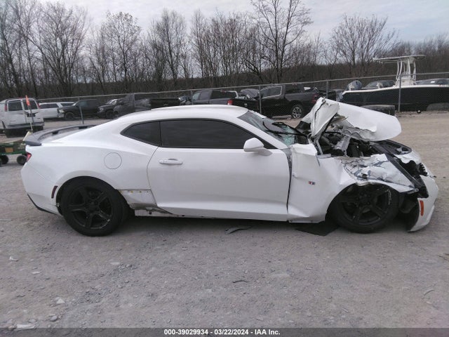 Chevrolet Camaro 1lt 2018 1G1FB1RX9J0143176 Image 13