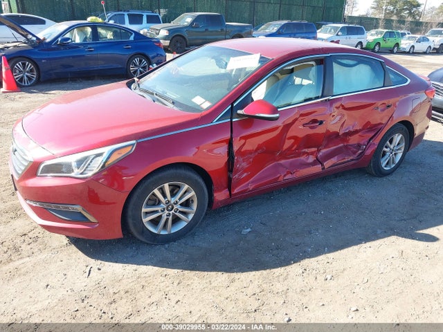 Hyundai SONATA ECO 2015 5NPE24AA7FH134711 Image 2