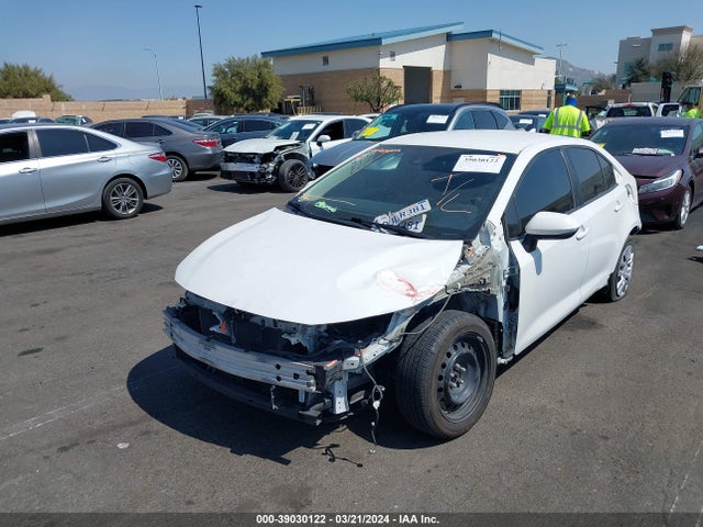 Toyota COROLLA LE 2020 5YFEPRAE7LP025181 Image 2