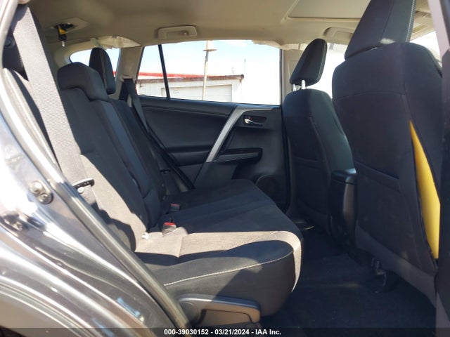 Toyota Rav4 Xle 2016 2T3RFREV9GW475361 Image 8