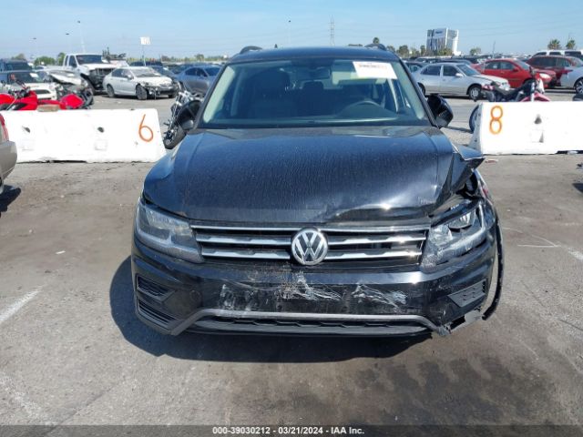 3VV3B7AX6MM127061 Volkswagen Tiguan 2.0t Se/2.0t Se R-line Black/2.0t Sel