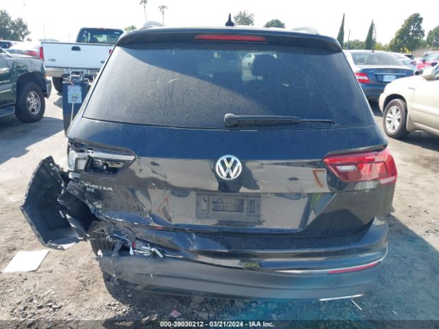 3VV3B7AX6MM127061 Volkswagen Tiguan 2.0t Se/2.0t Se R-line Black/2.0t Sel