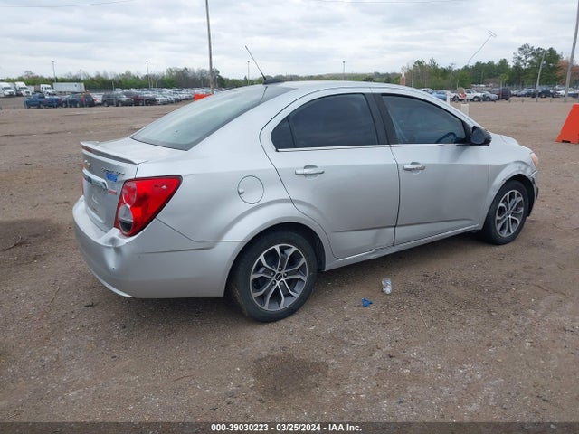 Chevrolet Sonic Ltz Auto 2015 1G1JE5SB0F4200243 Image 4